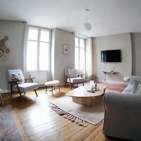 Tres Grand Coeur De - 7 Personnes Анже