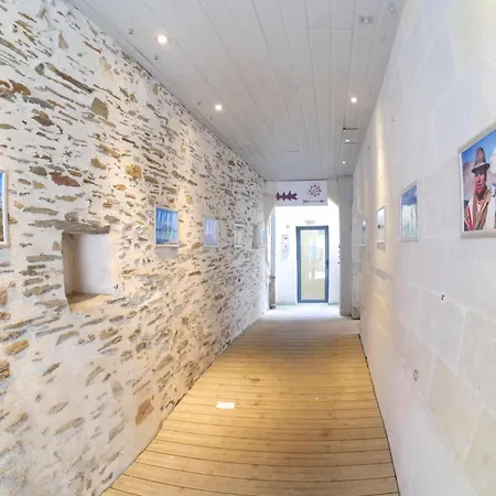 Très Grand Cœur De - 7 Personnes * Angers