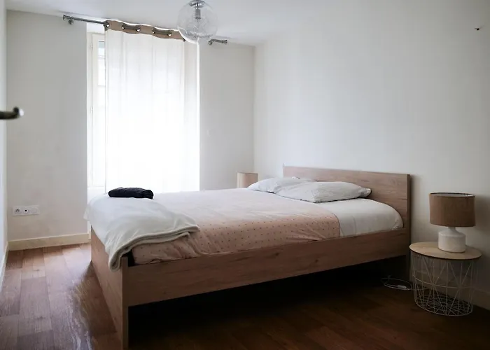 Tres Grand Coeur De - 7 Personnes أنجير