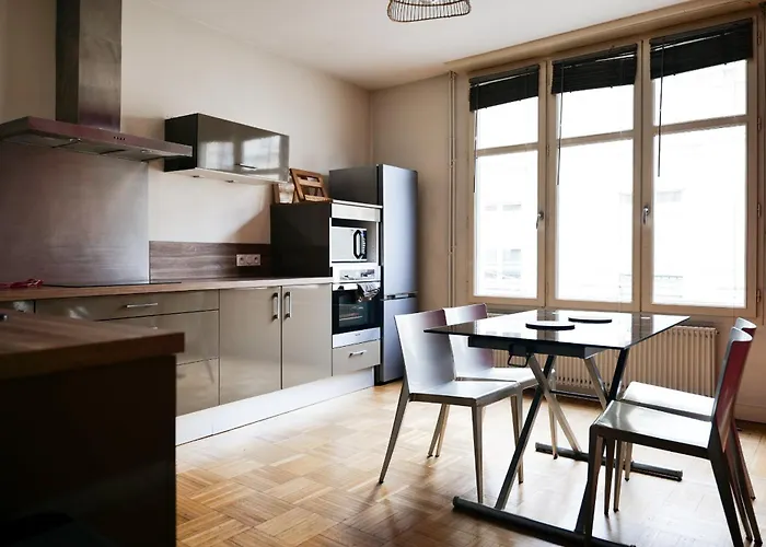 Tres Grand Coeur De - 7 Personnes * أنجير